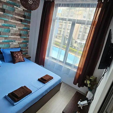 16 - Rainbow Complex サニービーチ