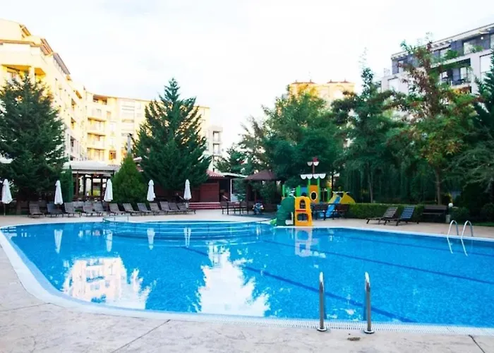 Appartement 16 - Rainbow Complex *