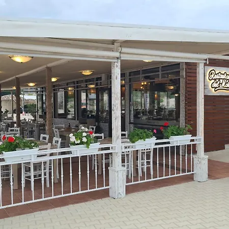 16 - Rainbow Complex